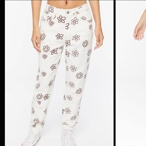 FOREVER21  WHITE WITH BROWN FLOWERS, SIZE MEDIUM